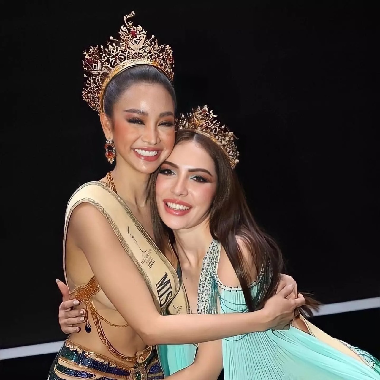 Hoa hau Hoa binh Thai Lan anh 6