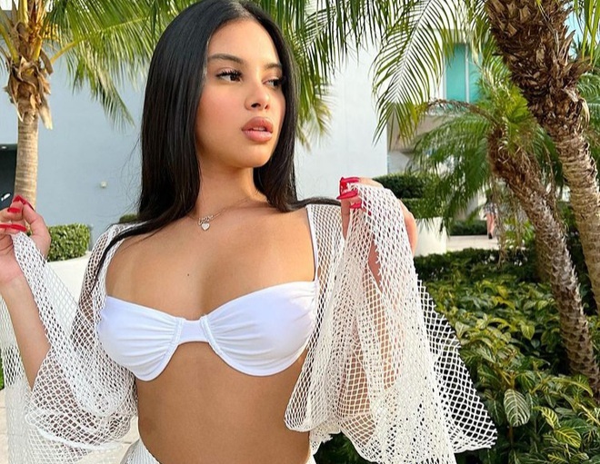 Ngoi sao mang bi chi trich vi cong khai yeu Liam Payne hinh anh