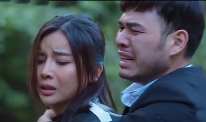 Bao ngam canh sat hinh su anh 1