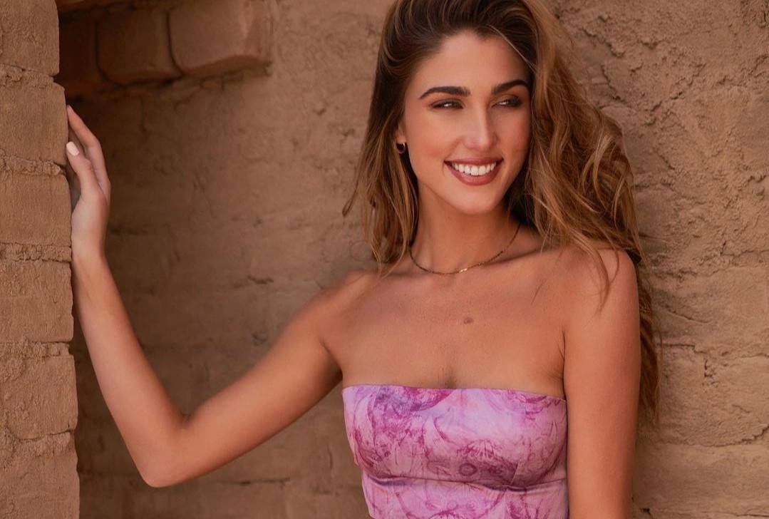 Nguoi dep cao 1,78 m dang quang Hoa hau Peru hinh anh