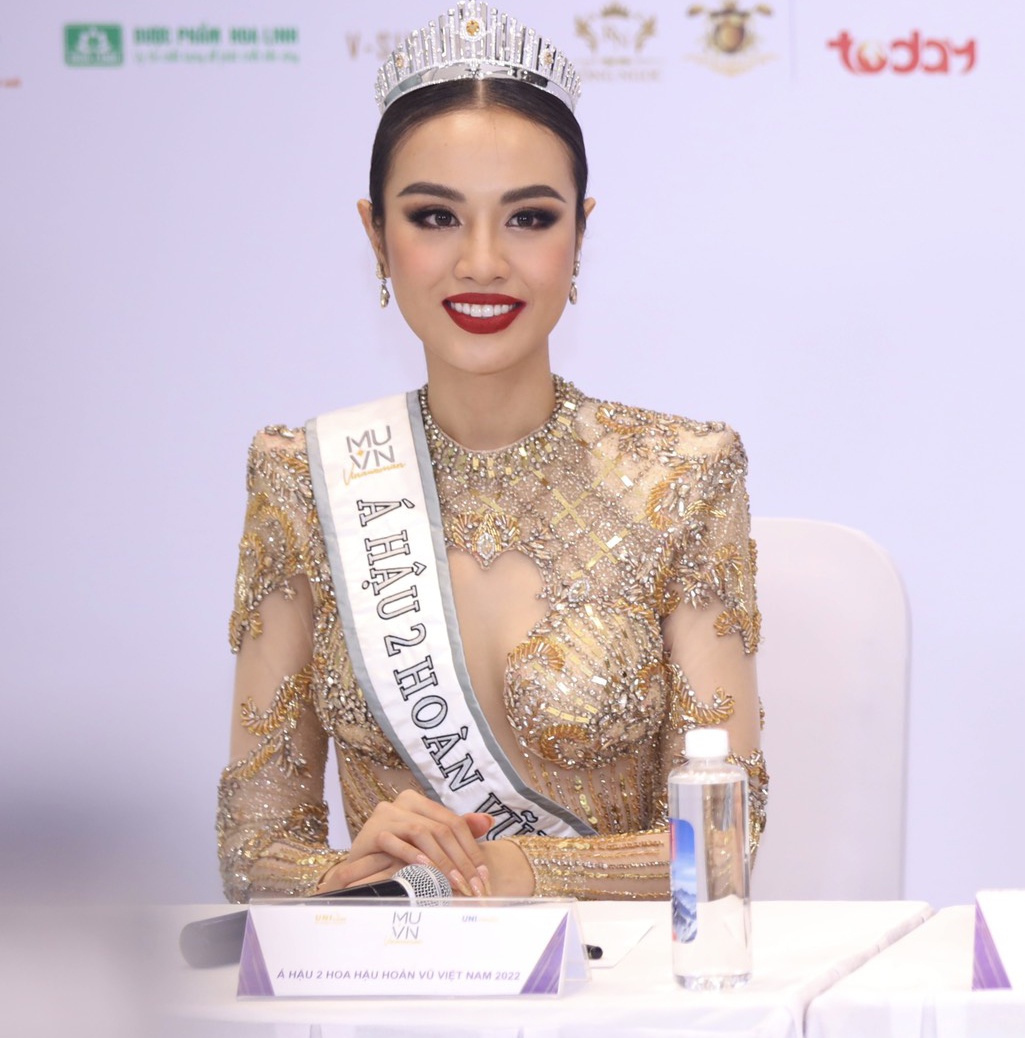 Hoa hau Hoan vu Viet Nam Ngoc Chau anh 2