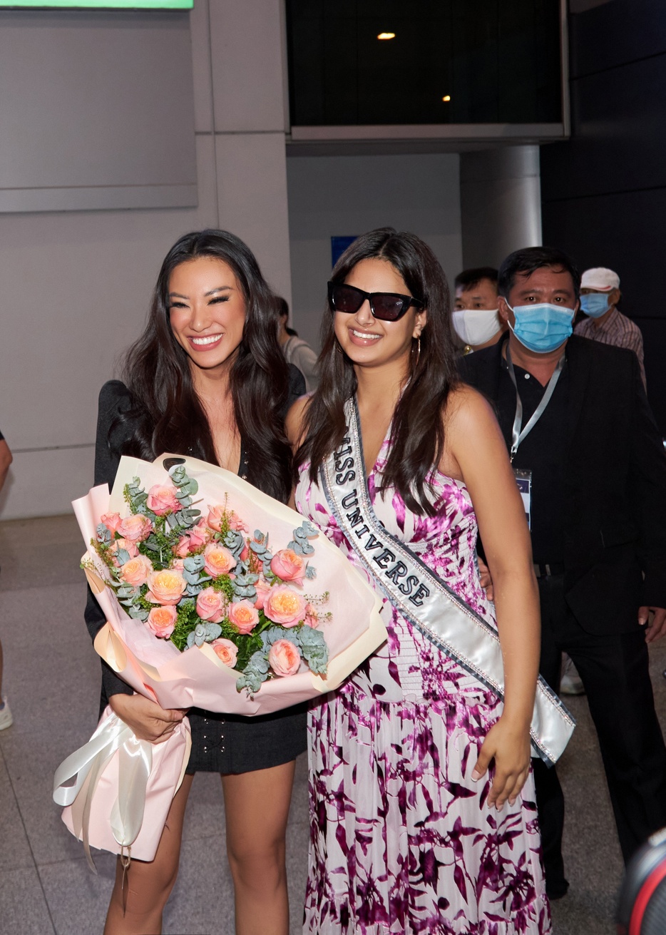 Hoa hau Hoan vu Harnaaz Sandhu Viet Nam anh 3