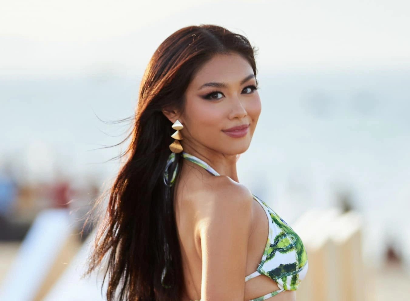 Ai du suc dang quang Hoa Hau Hoan vu Viet Nam 2022 hinh anh