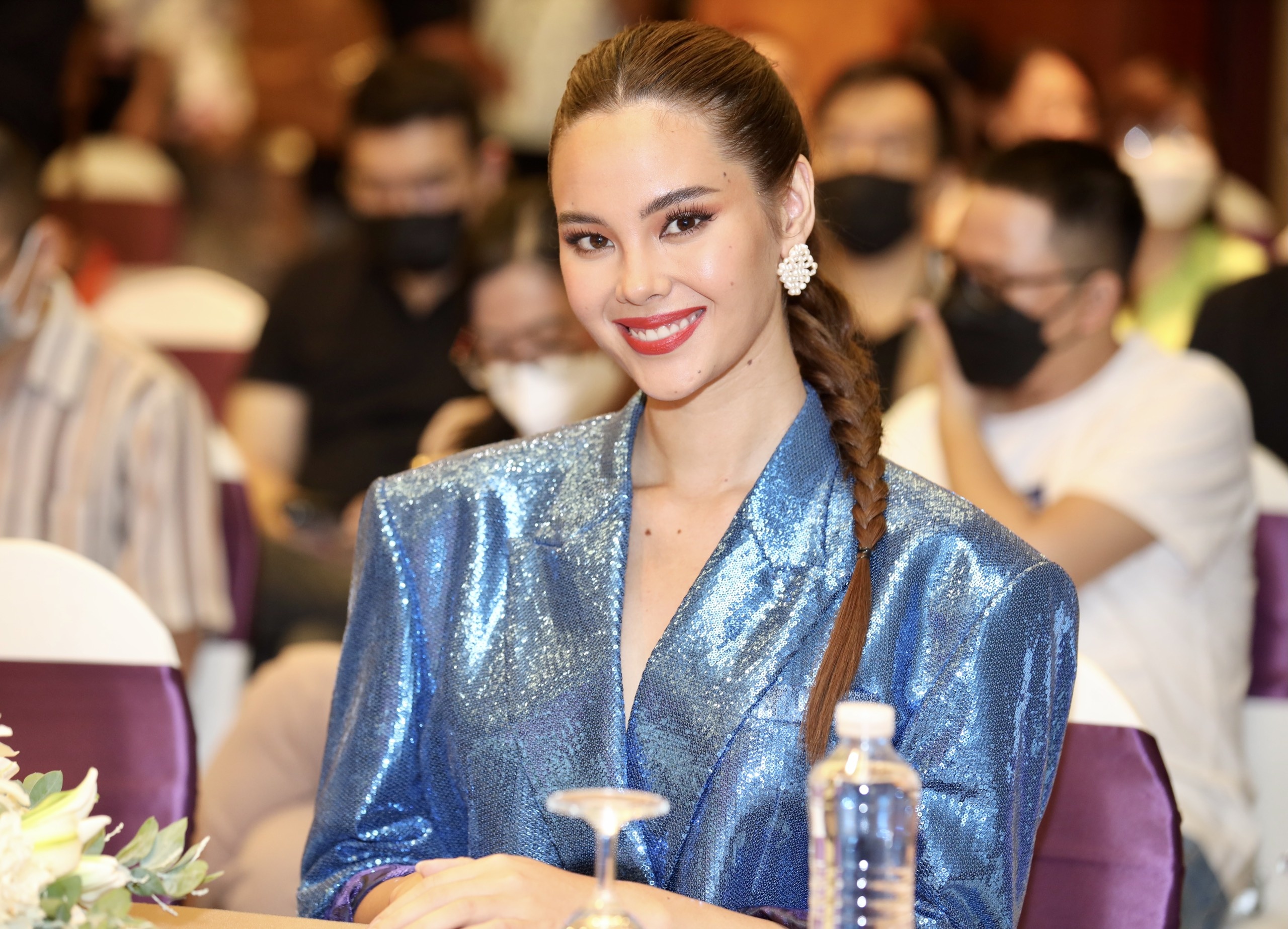 Hoa hau Hoan vu anh 4