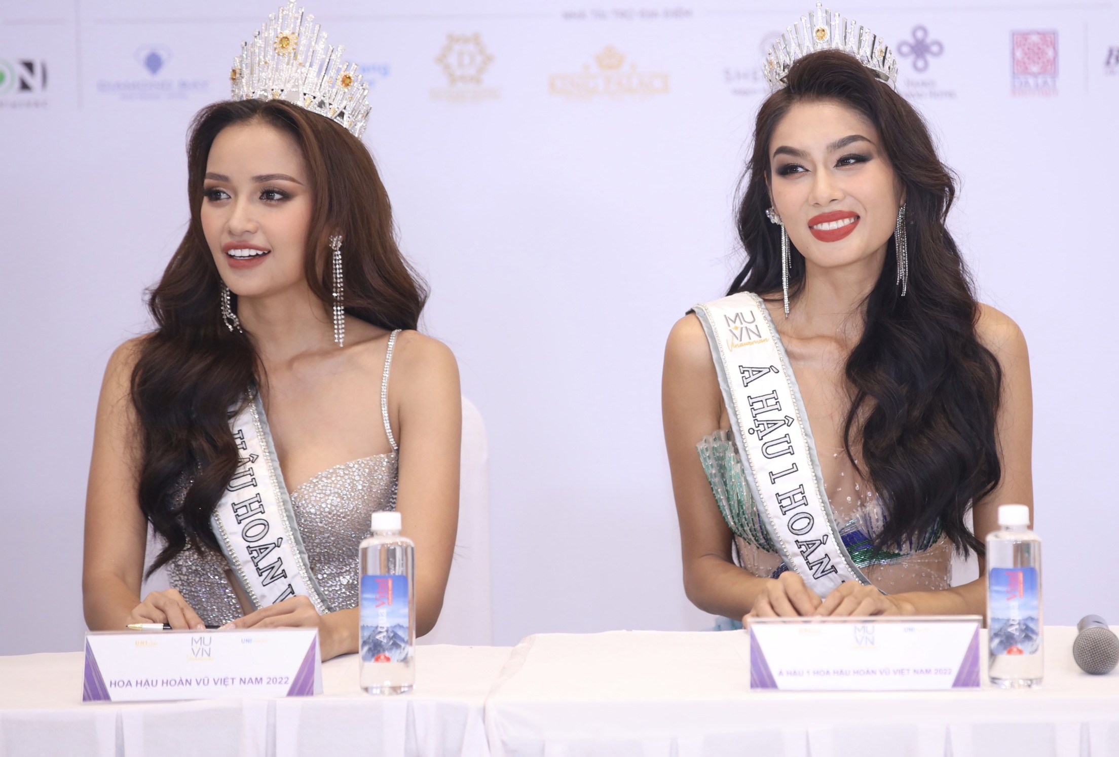 Hoa hau Hoan vu Viet Nam Ngoc Chau anh 1