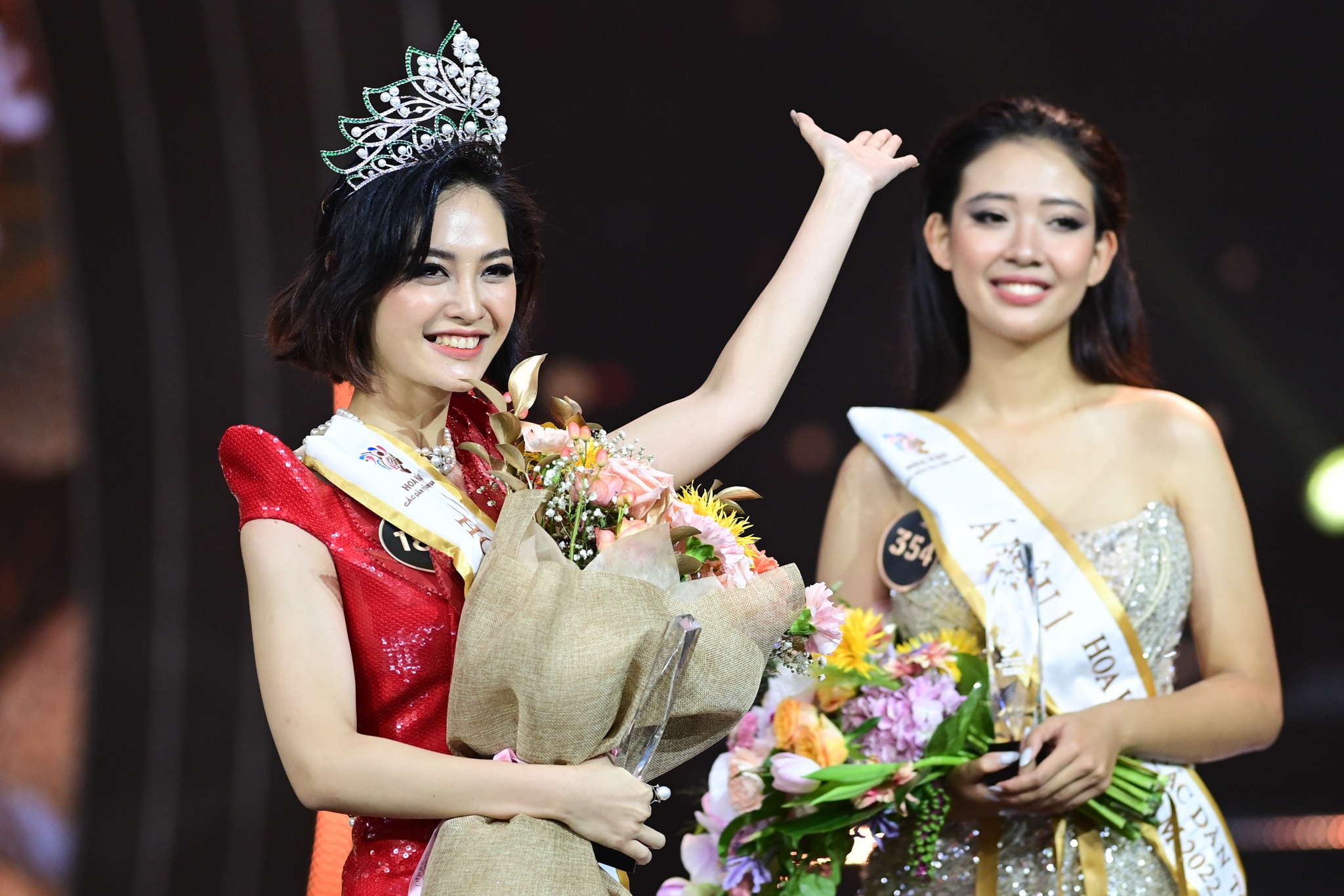 Hoa hau Thuy Hang anh 4