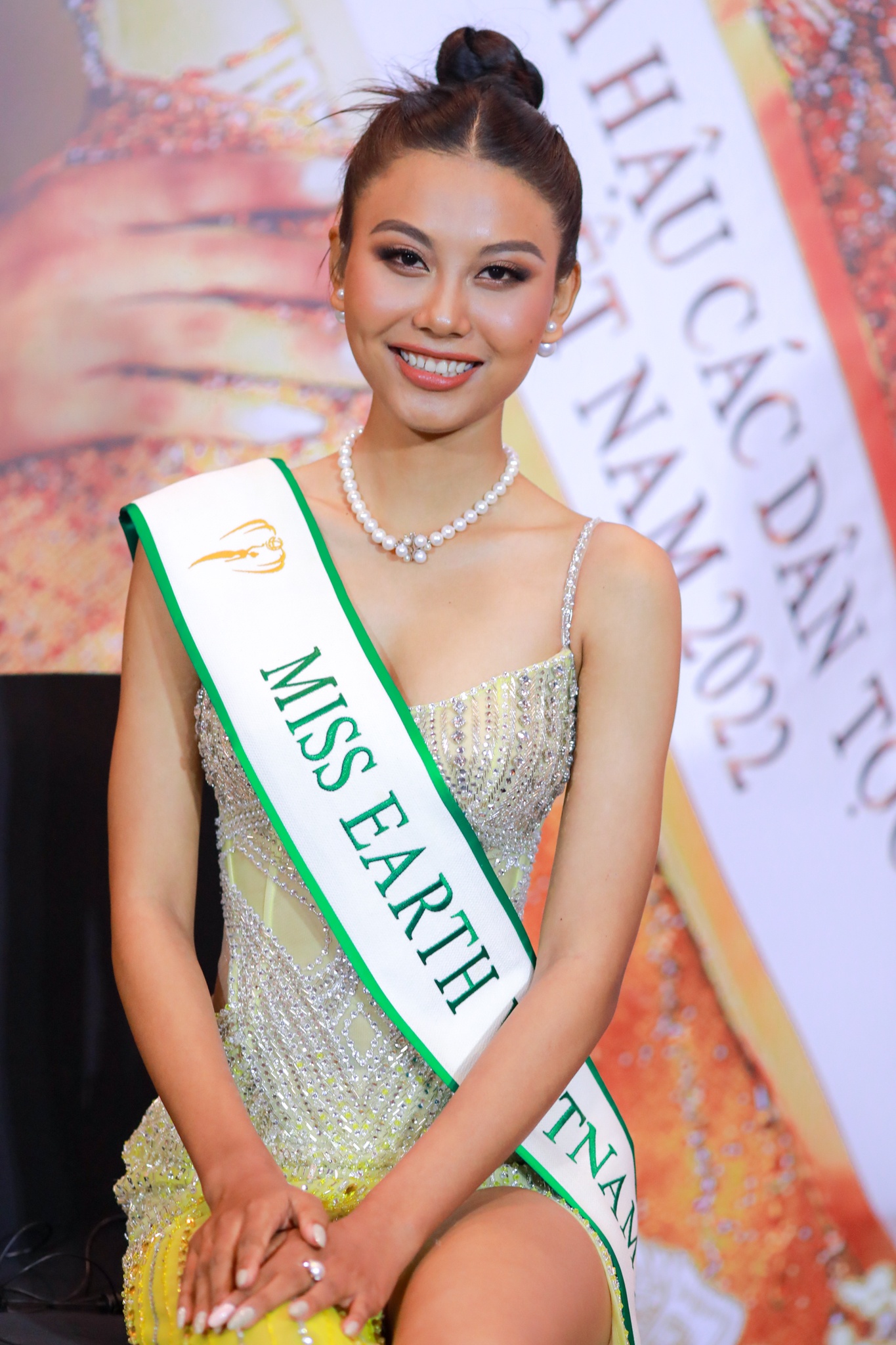 Hoa hau cac Dan toc Viet Nam 2022 anh 2