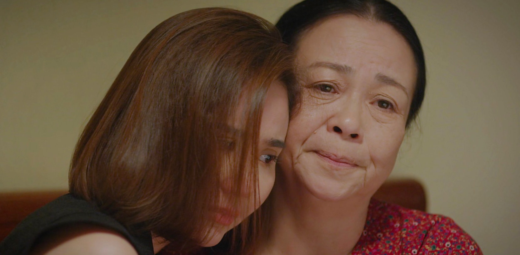 Thuong ngay nang ve bi kich anh 1