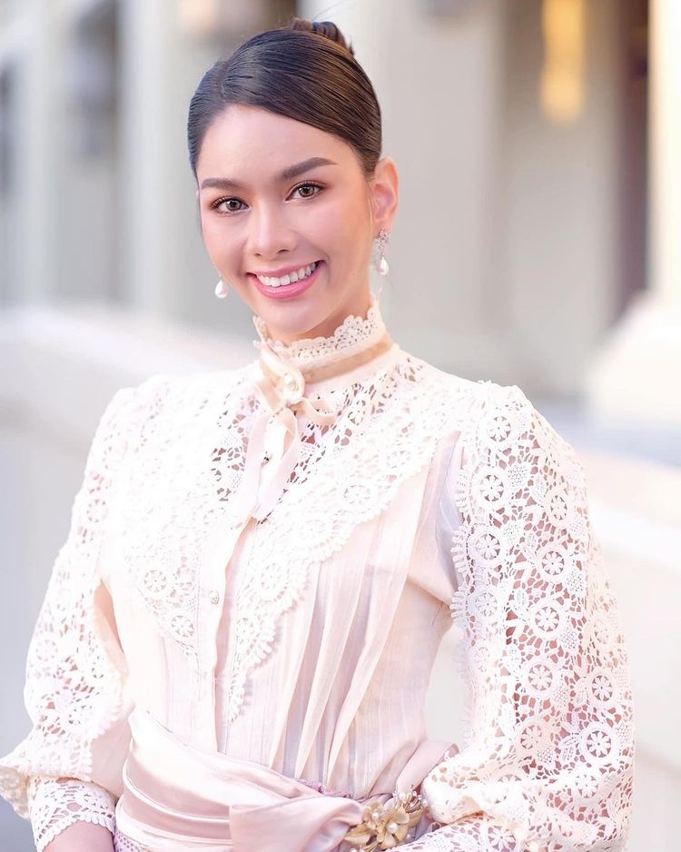 Hoa hau Hoan vu Thai Lan dao keo anh 5