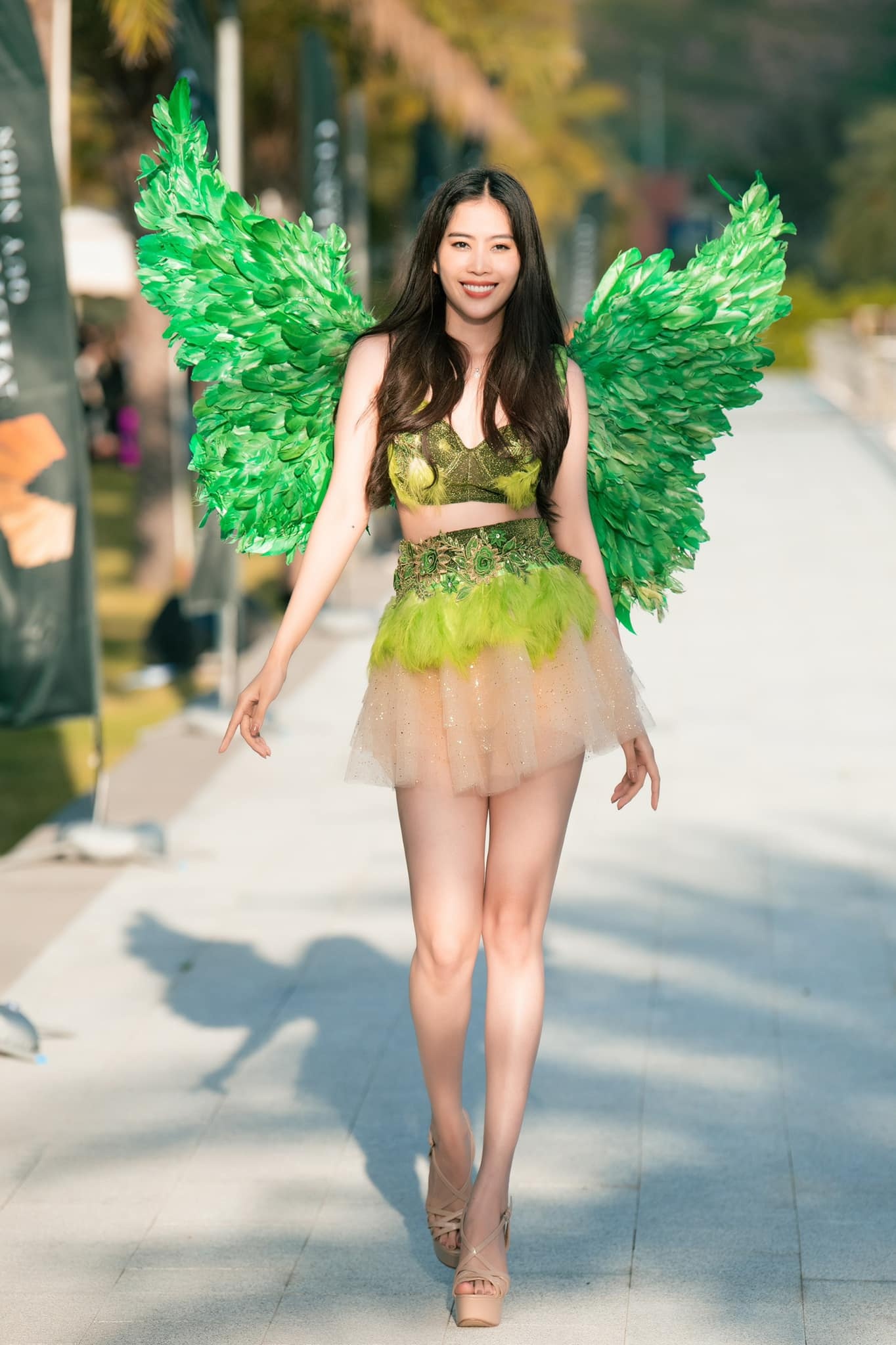 Nam Em Hoa hau The gioi Viet Nam 2022 anh 2