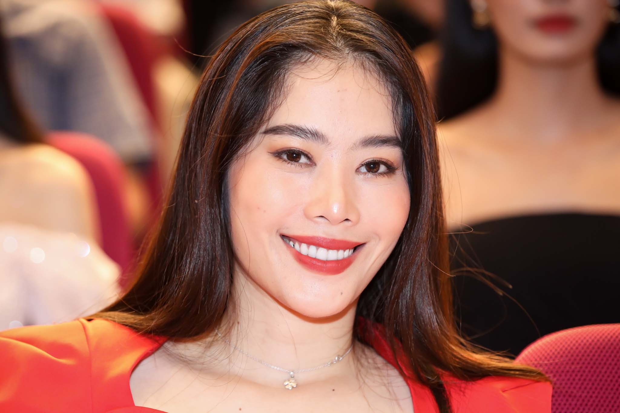 Nam Em chac suat vao top 10 Hoa hau The gioi Viet Nam hinh anh