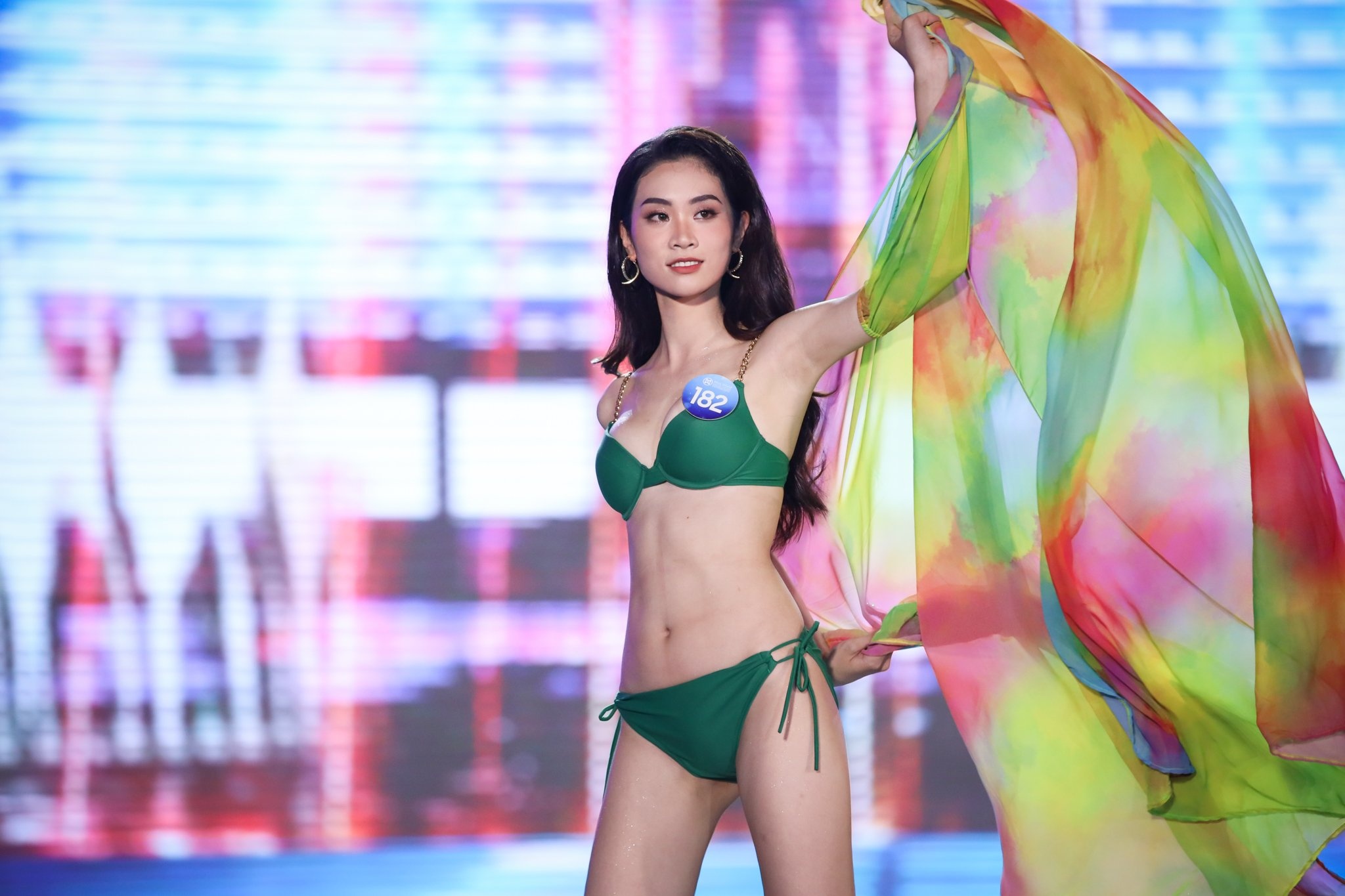 Hoa hau The gioi anh 4