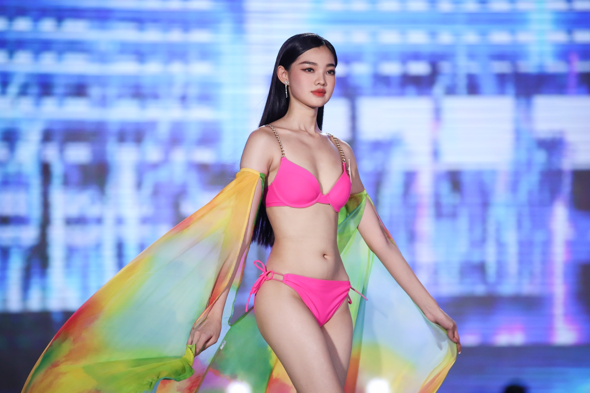 Nguoi dep bien anh 4