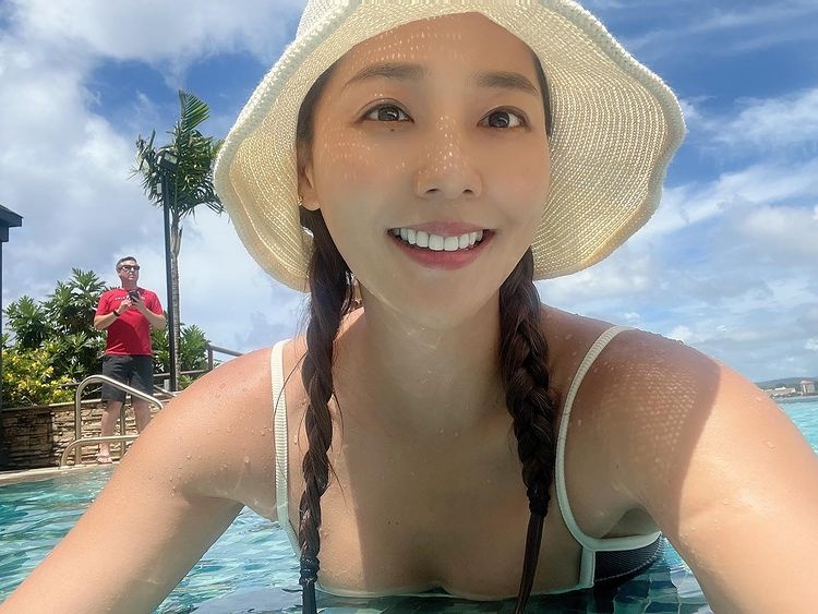 Nu dien vien 'Penthouse' du lich Viet Nam hinh anh