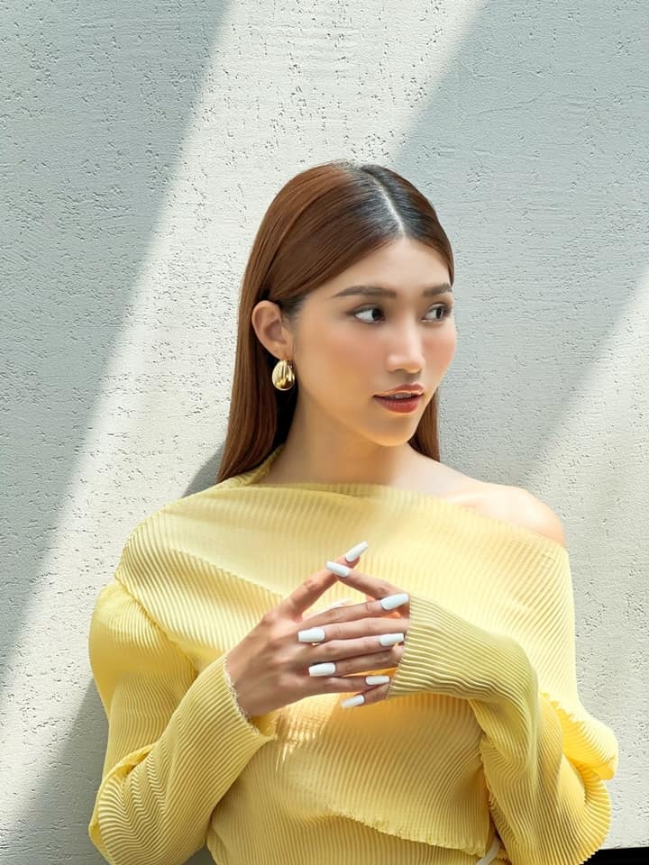 Hoa hau Hoa binh anh 4