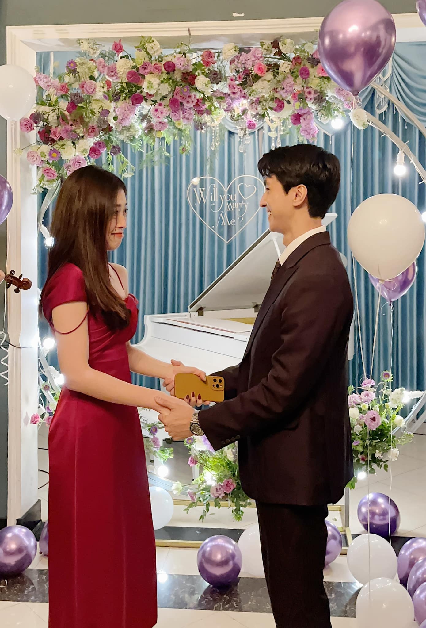 mua cuoi Dieu Nhi anh 3