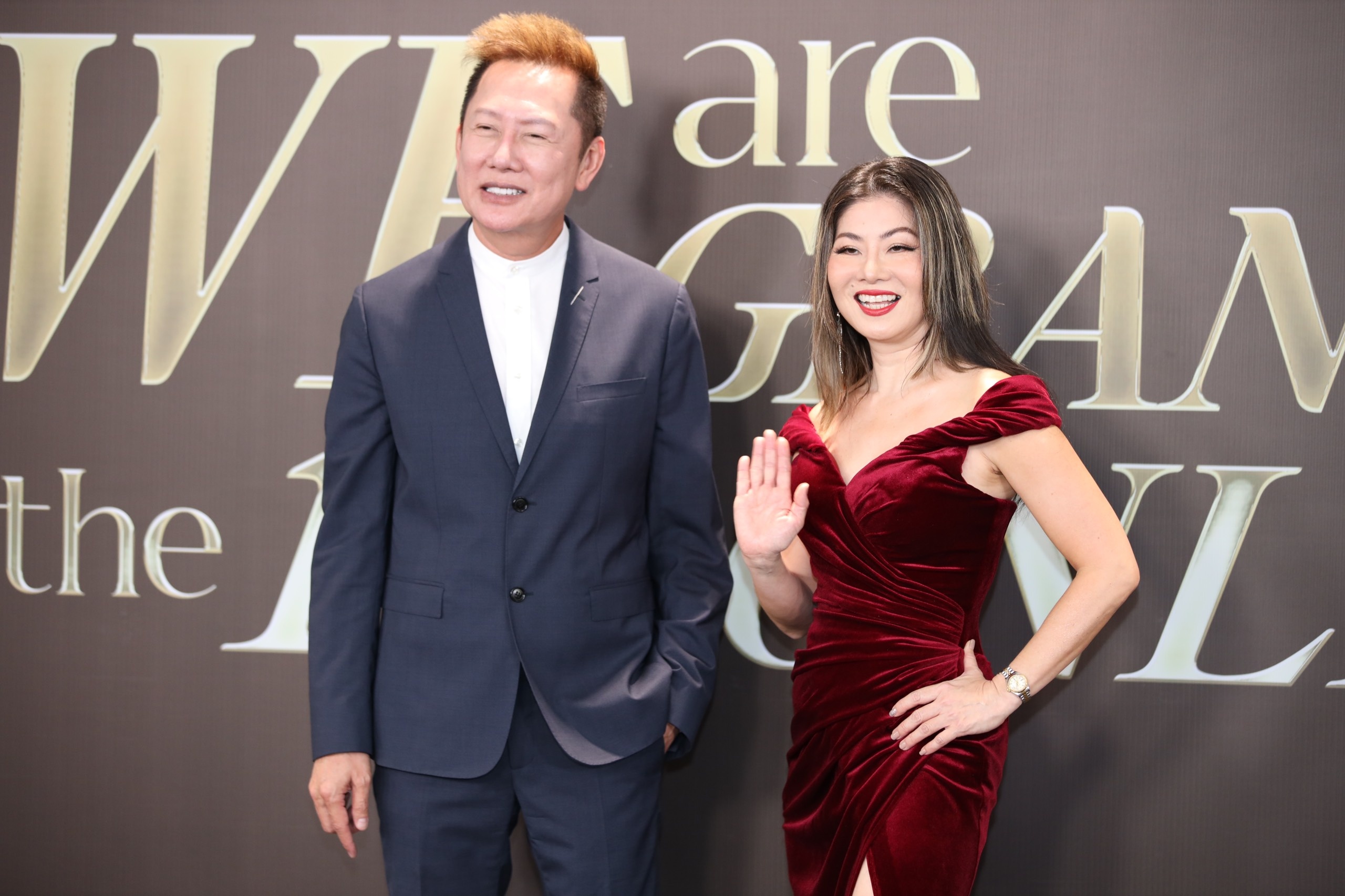 Hoa hau Hoa binh anh 3