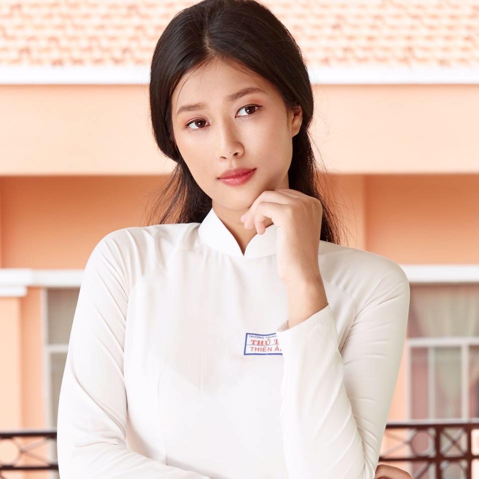 Hoa hau Thien An anh 2