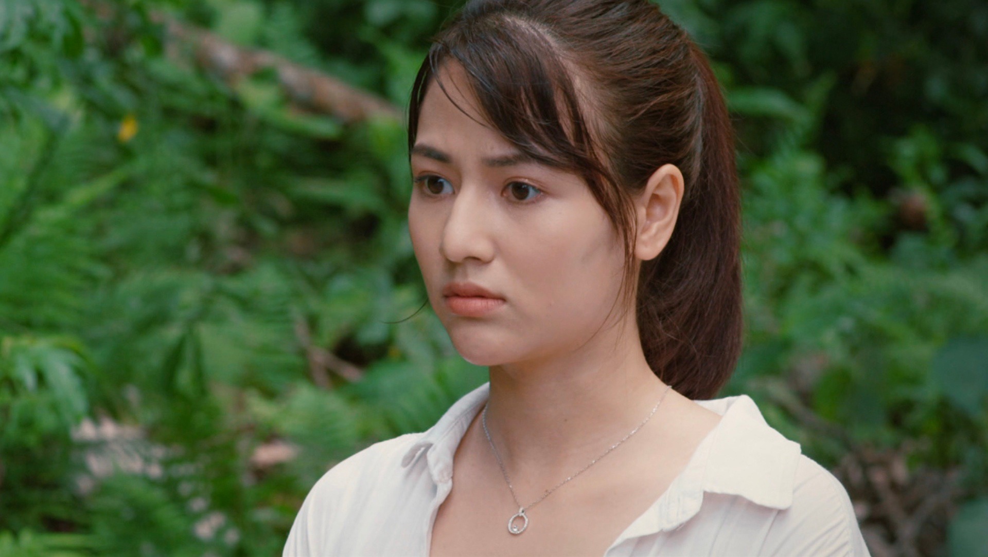 Chuyen con dau tron trong tu quan ao tren song gio vang gay tranh luan hinh anh