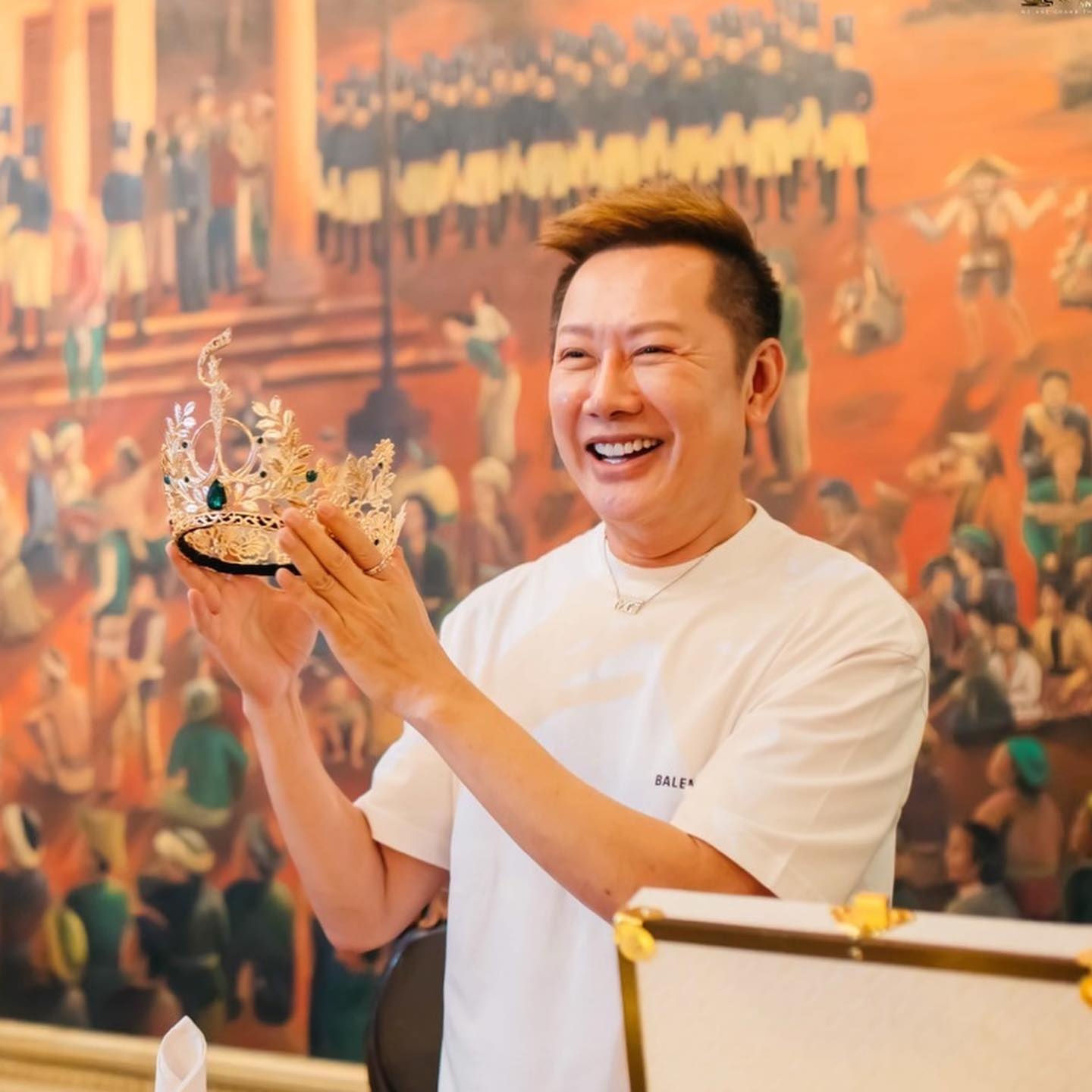 Hoa hau Hoa binh anh 1