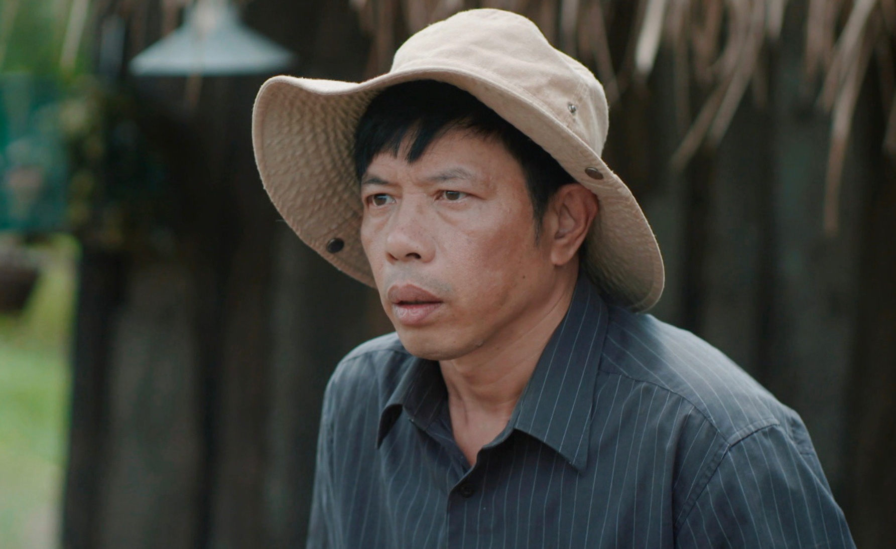 Chi tiet gay tranh cai trong phim 'Me rom' hinh anh