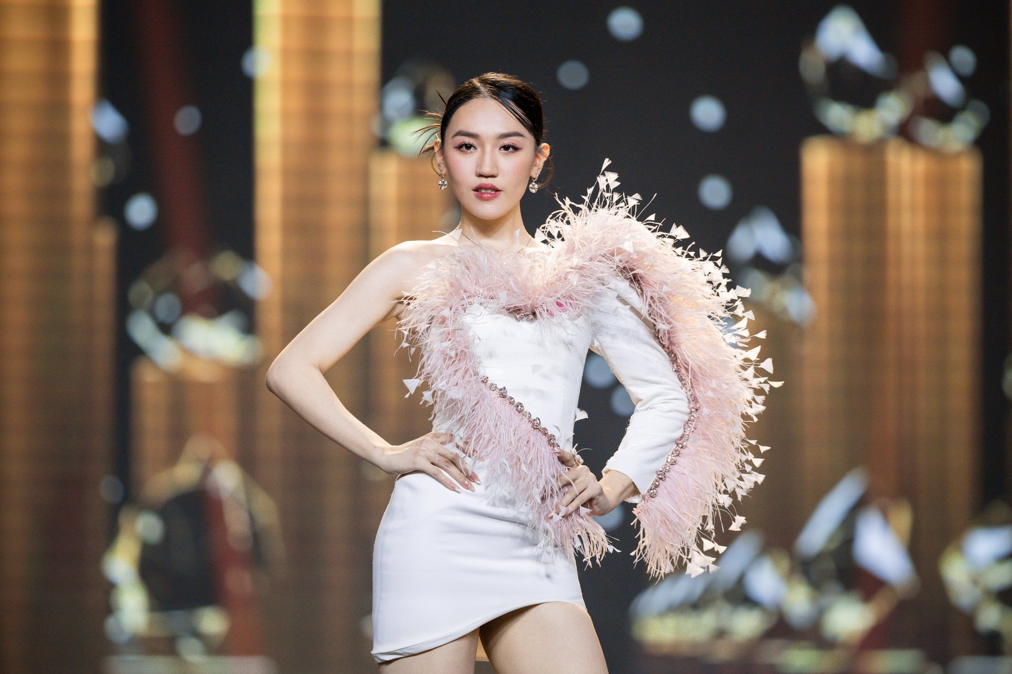 Hoa hau Viet Nam anh 14