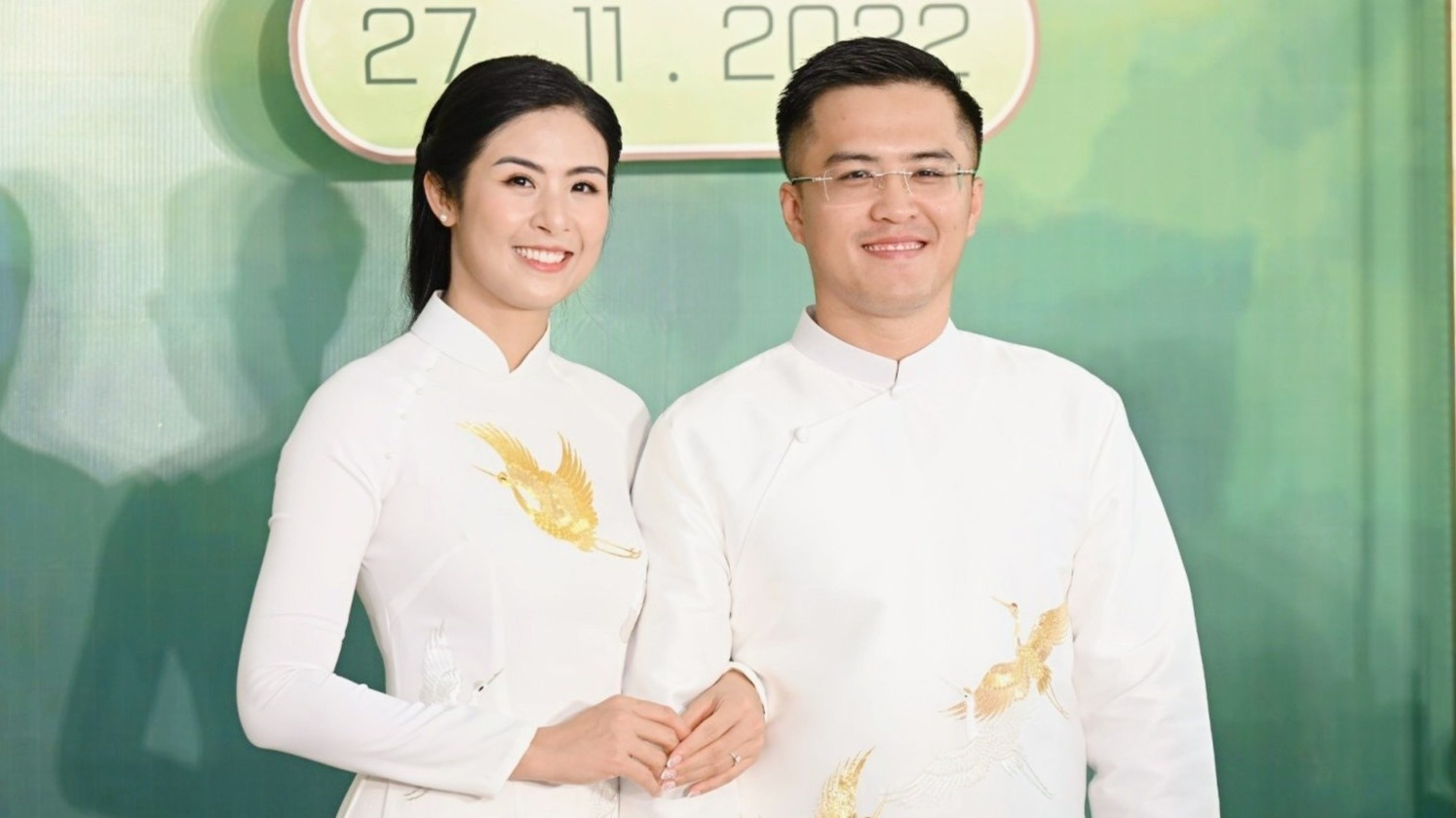 Le an hoi trang tri 500 bong sen cua Hoa hau Ngoc Han hinh anh