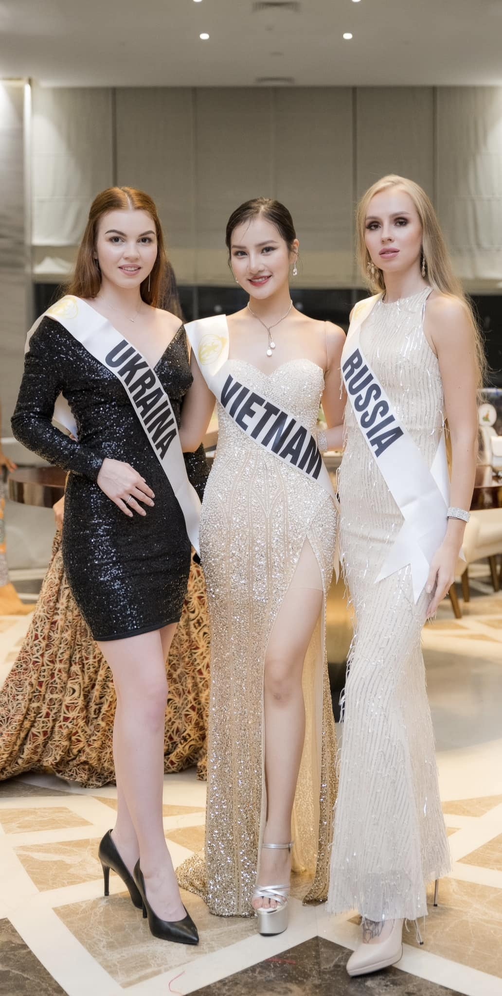 Hoa hau Du lich anh 5