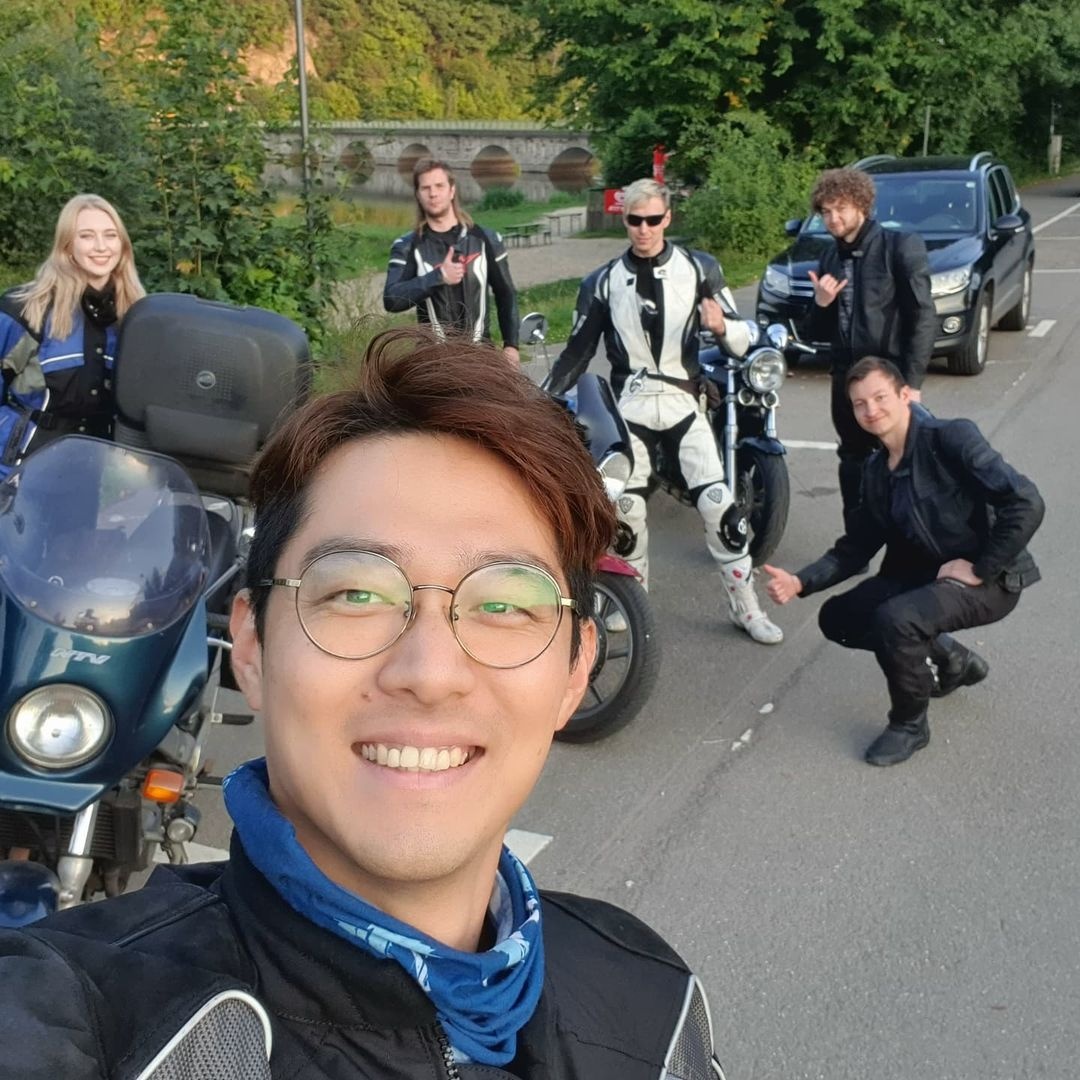 Hoa hau Quoc te anh 6