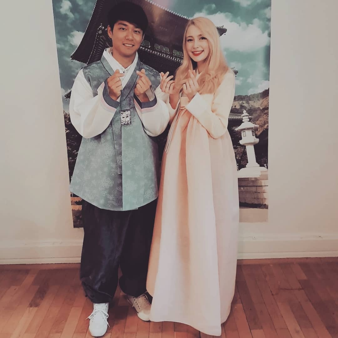 Hoa hau Quoc te anh 8