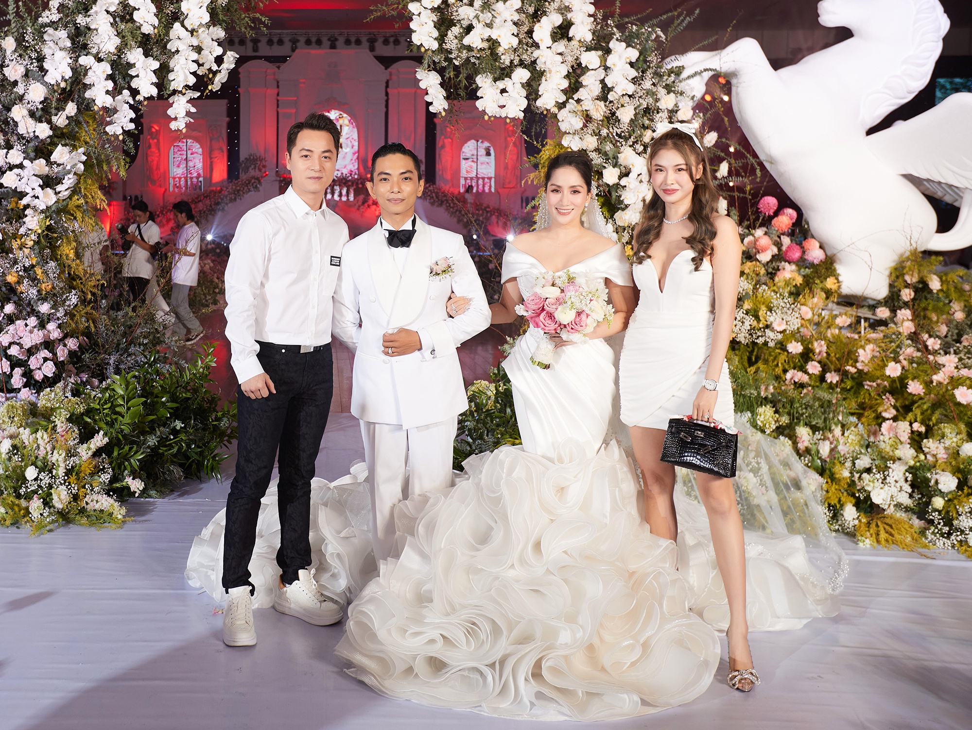 Khanh Thi Phan Hien anh 1