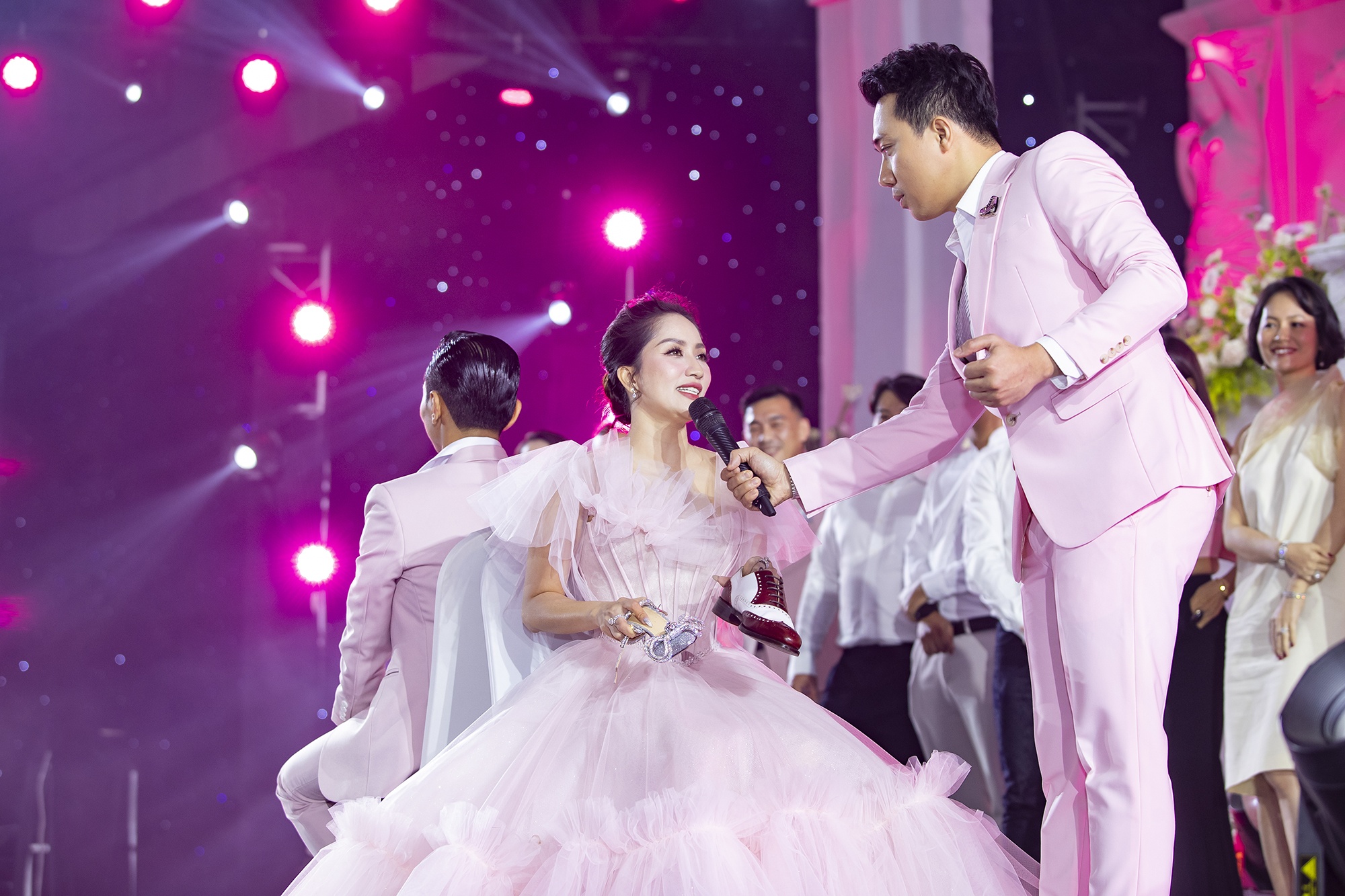 Khanh Thi Phan Hien anh 11