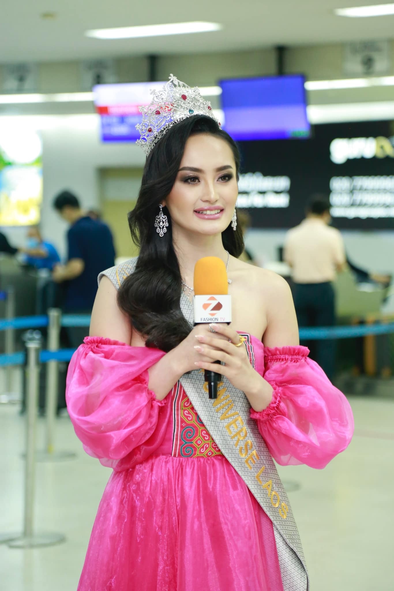 Hoa hau Hoan vu anh 7