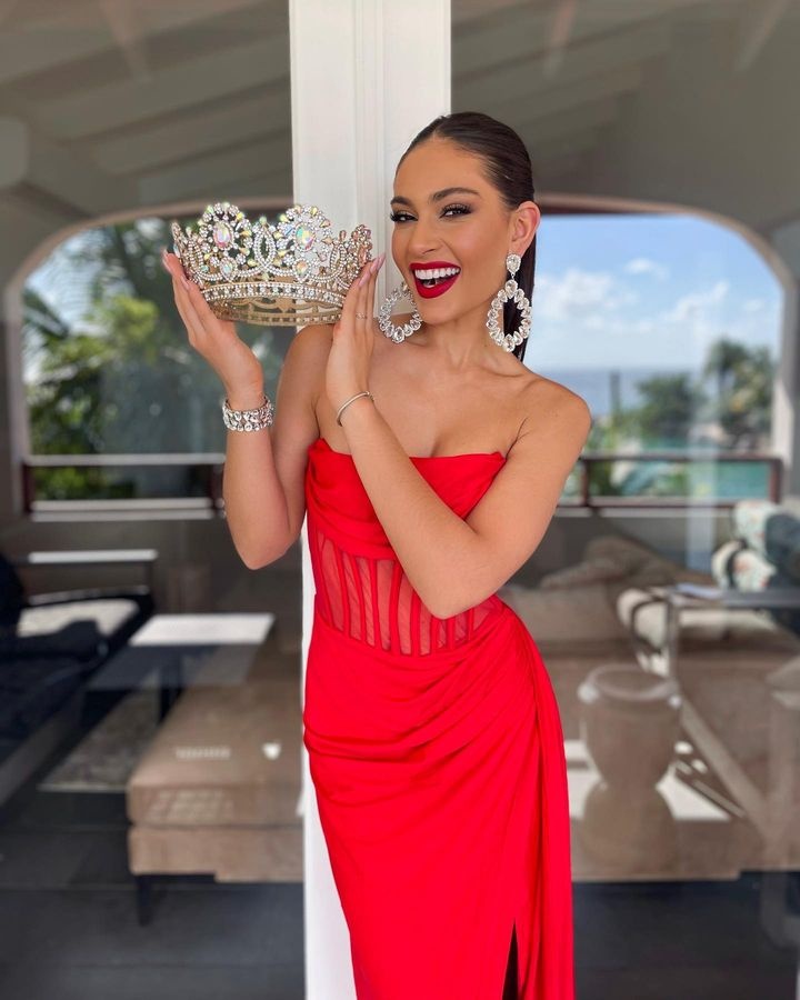 Hoa hau Hoan vu anh 1