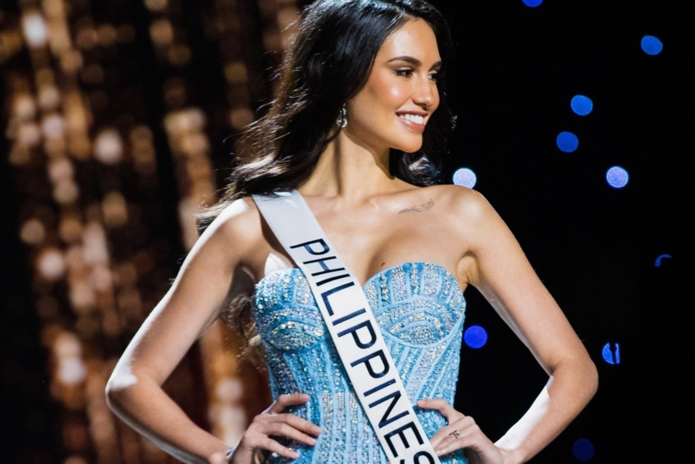 Nguoi dep Miss Universe bi tung hinh anh doi tu hinh anh