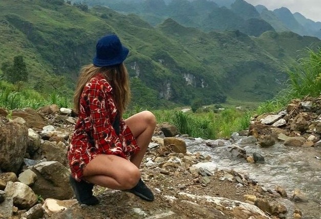 Miss Universe 2022 dang anh di phuot Ha Giang hinh anh