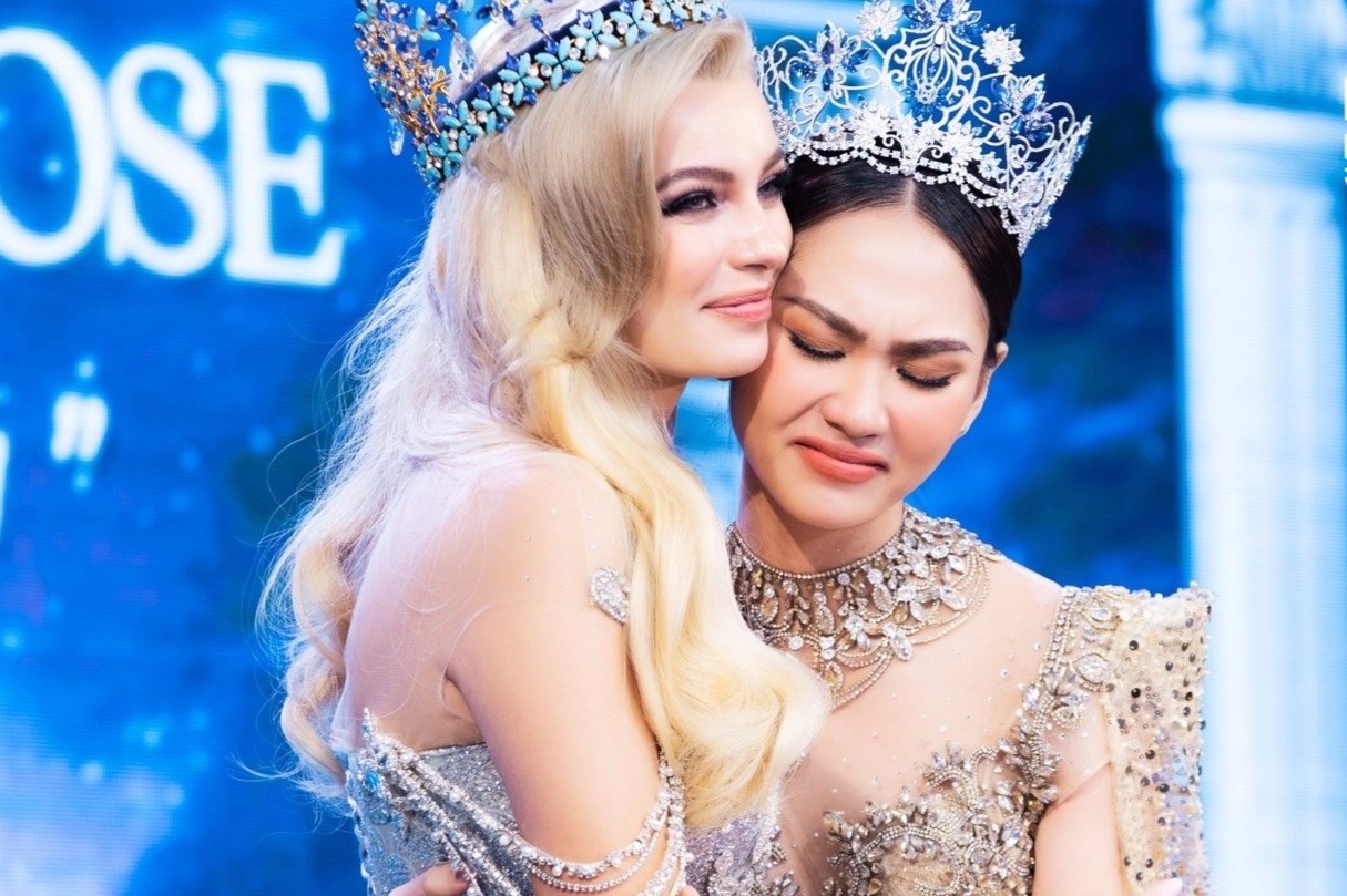 Mai Phuong xin loi sau loat on ao hinh anh