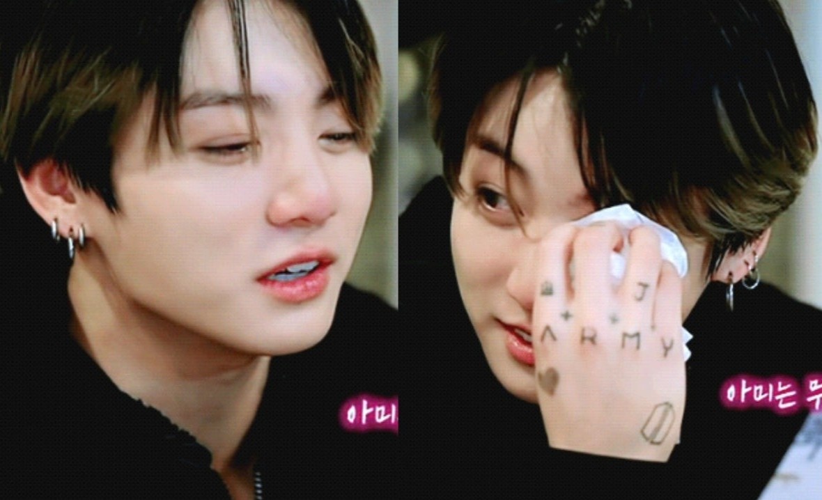 Jungkook (BTS) khoc, fan nao loan hinh anh