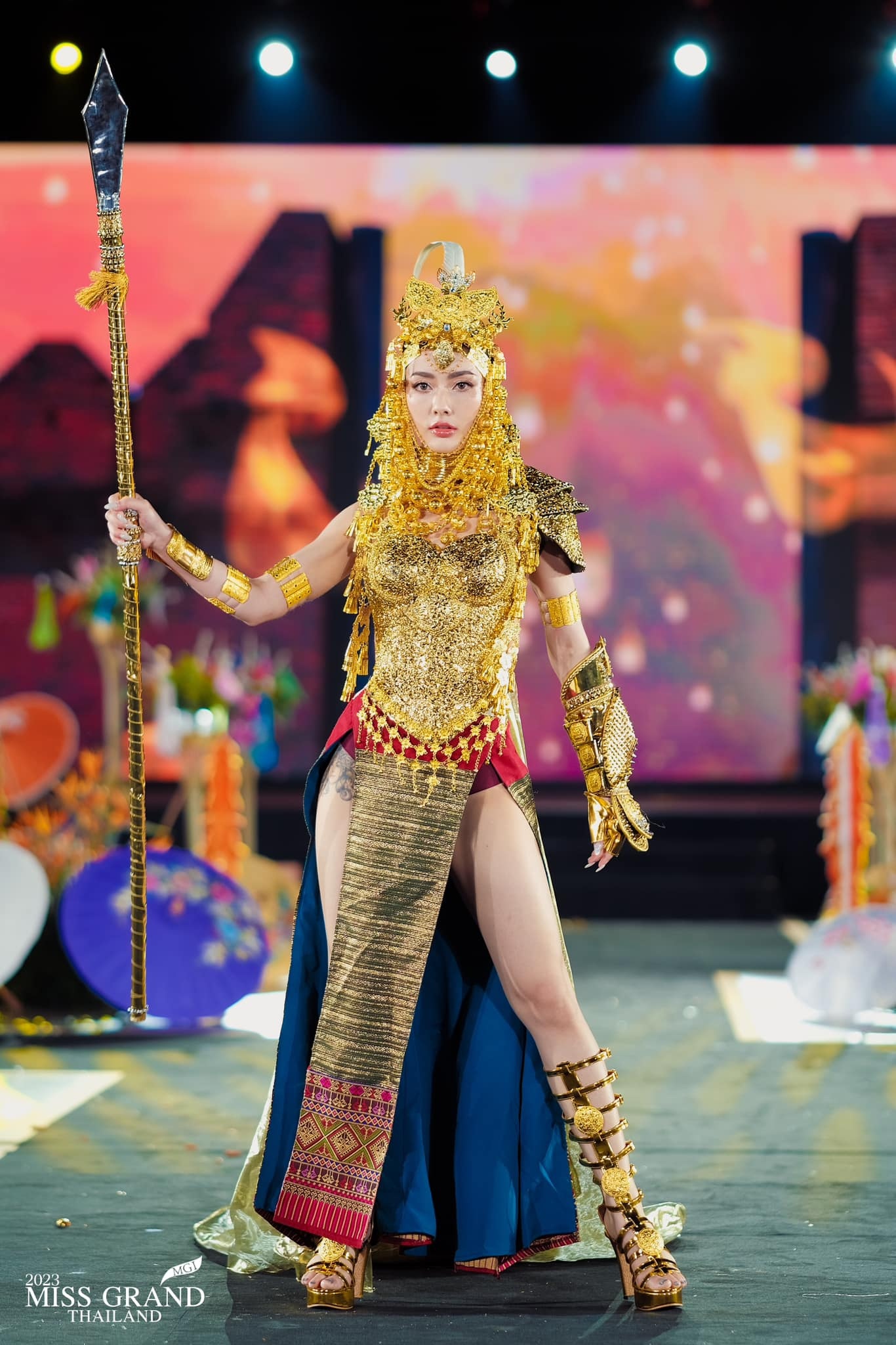 hoa hau hoa binh anh 2