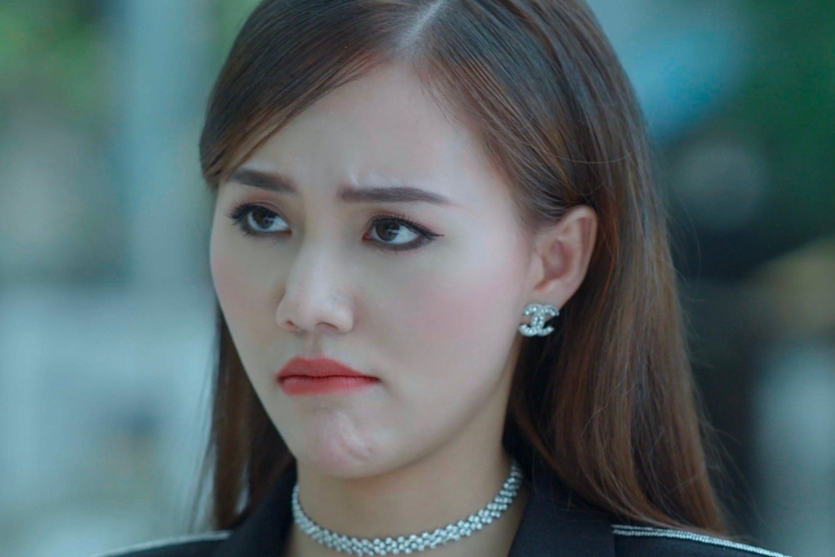 Tieu thu ngang nguoc gay uc che tren man anh Viet hinh anh