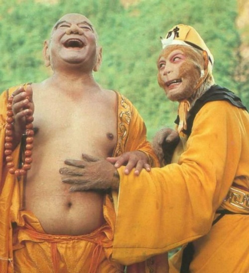 'Phat Di Lac' chet hut trong nha xac hinh anh