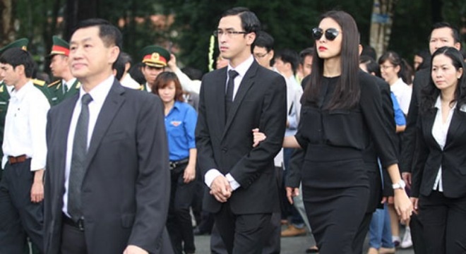 Vo chong Tang Thanh Ha vieng Dai tuong Vo Nguyen Giap hinh anh