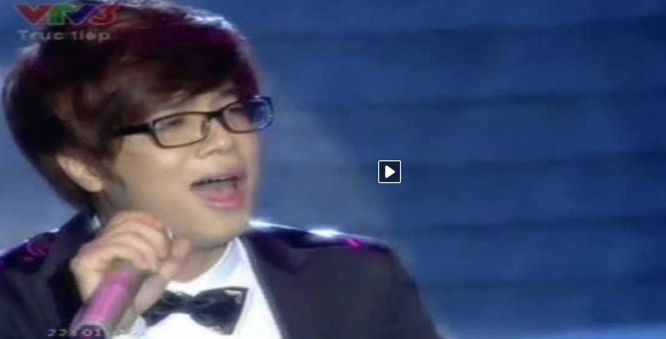 Bui Anh Tuan hat 'Em trong mat toi' hinh anh