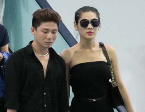 Clip Lam Chi Khanh tinh tu cung ban trai hinh anh