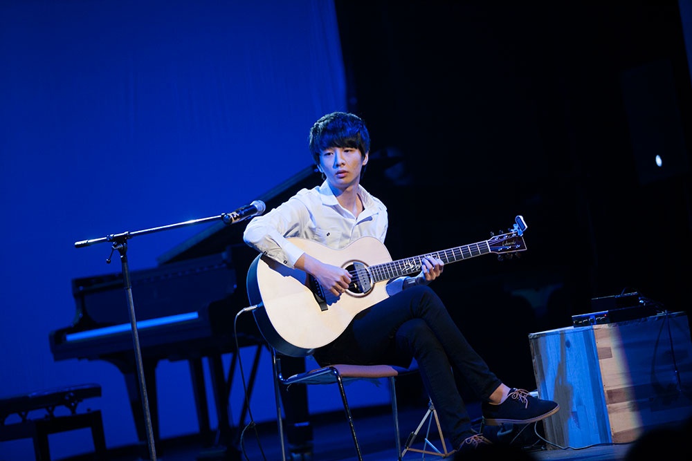 Sungha Jung bieu dien 'Phantom of the Opera' hinh anh