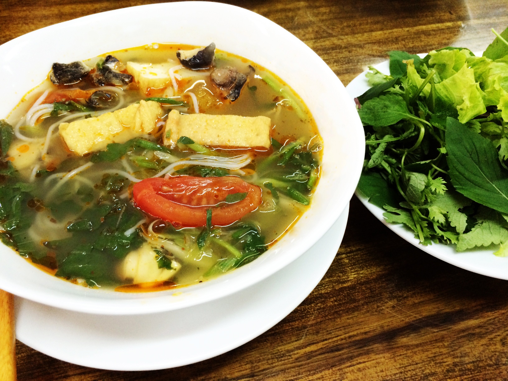 An bun oc xua o Sai Gon hinh anh