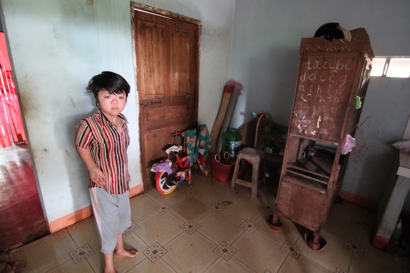 Noi yeu thuong cho nguoi ngheo dip Trung thu hinh anh