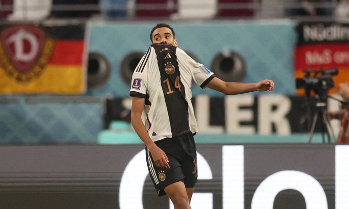 Khi tuyen Duc mat chat hinh anh