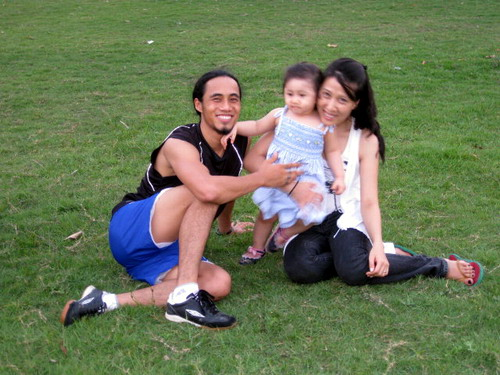 Vo hon 6 tuoi phai dau tranh de cuoi Pham Anh Khoa hinh anh