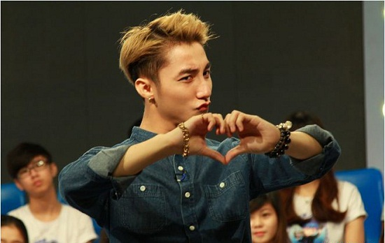 Nhung bieu cam hai huoc cua Son Tung M-TP hinh anh